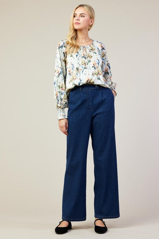 Floral Print Pleated Blouse With Smocked Cuff